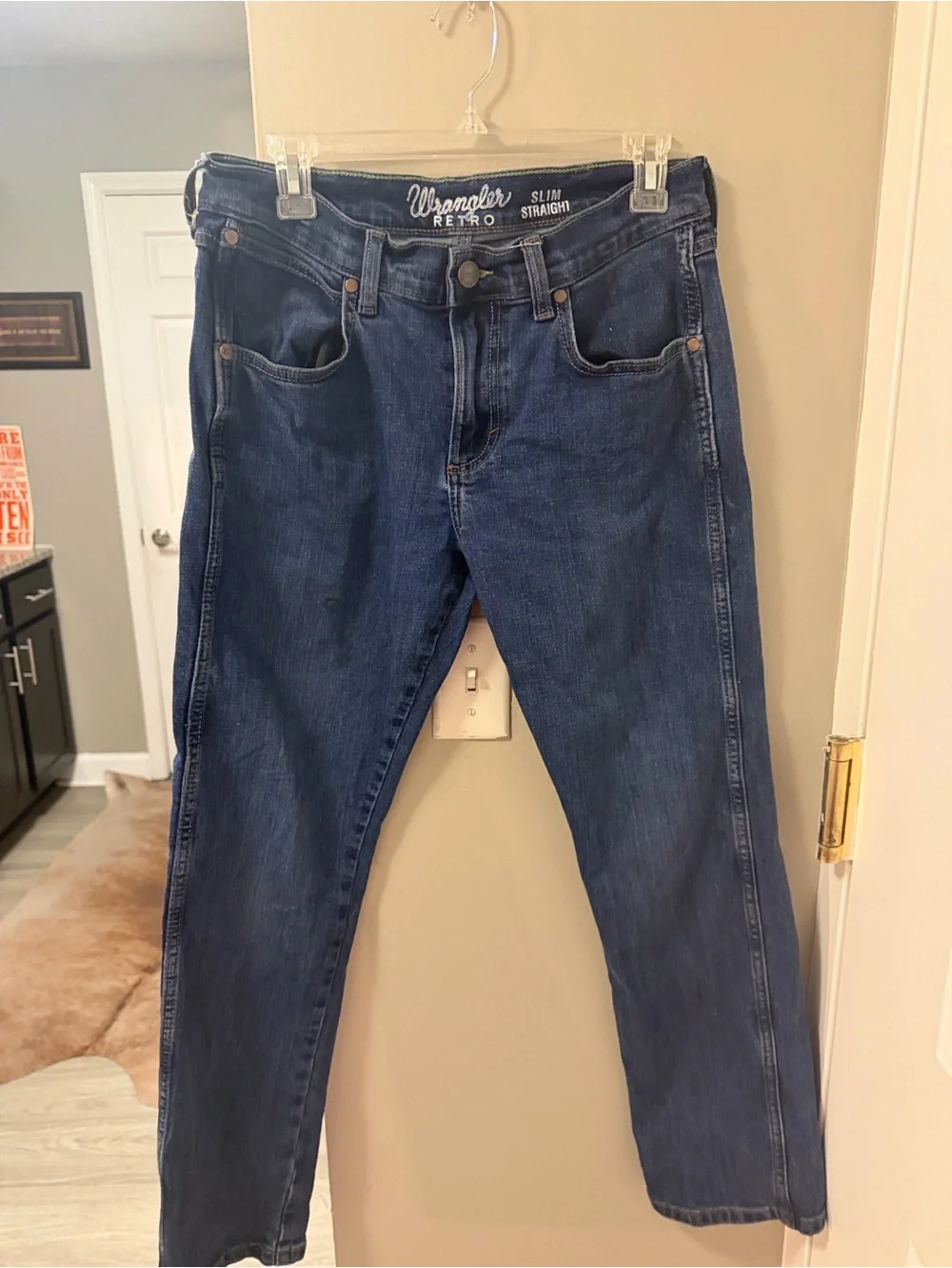 MEN'S WRANGLER RETRO® SLIM FIT STRAIGHT LEG JEAN in Portland medium wash 30/30